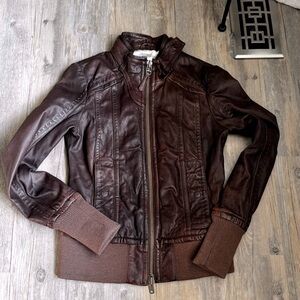 This coat is in great condition it’s just too small for me
Mackage for Aritzia